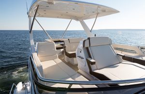 Cruisers Yachts - 60 Fly-flybridge