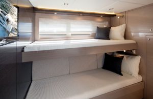 Cruisers Yachts - 60 Fly-third-stateroom