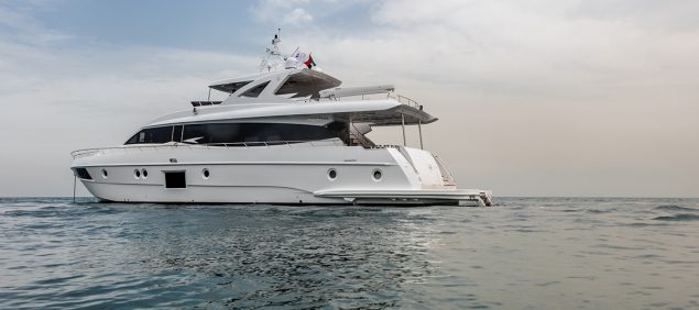 Majesty Yachts - 90